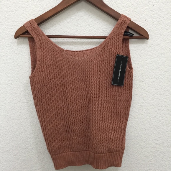 Moon & Madison wrap front tank - Picture 3 of 6